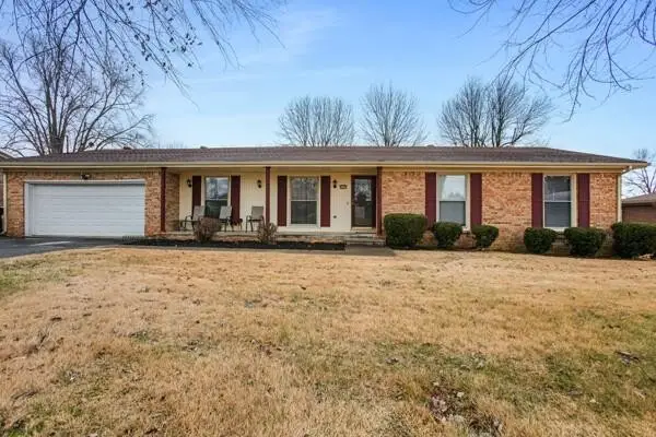 308 Ellen Dr, Hopkinsville, KY 42240 - #1