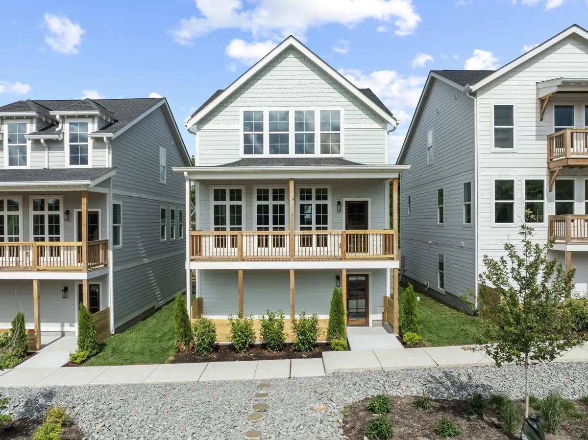 807 Arbor Trace Cir, Nashville, TN 37207 - #1