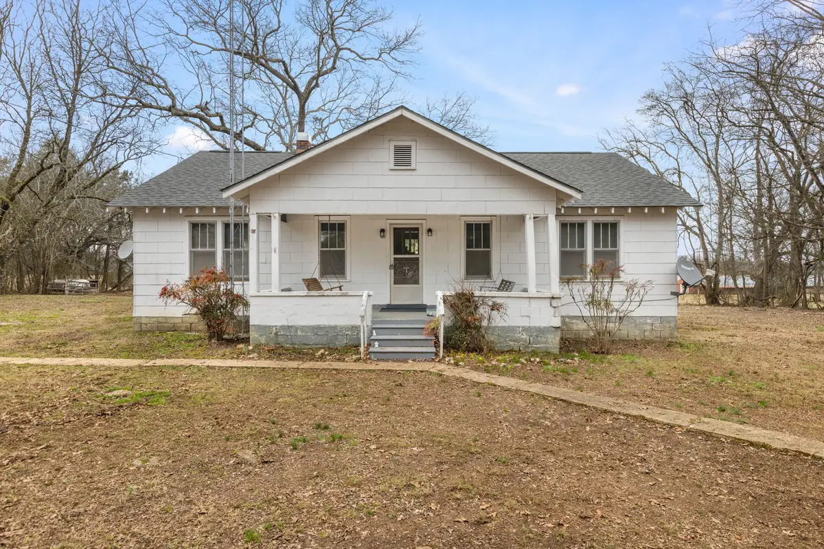 685 Beacon Light Rd, Cherokee, AL 35616 - #1