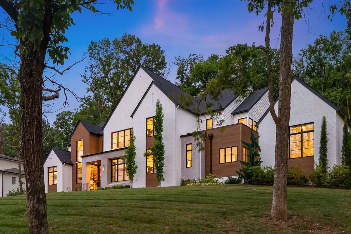 4600 Shys Hill Rd, Nashville, TN 37215 - #1