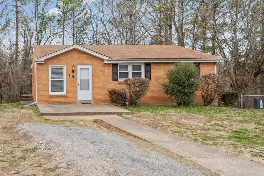671 Shelton Ct, Clarksville, TN 37040 - #2