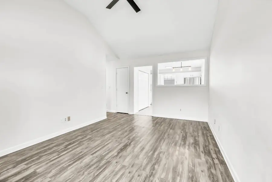 925 Granny White Rd, Clarksville, TN 37040 - #3