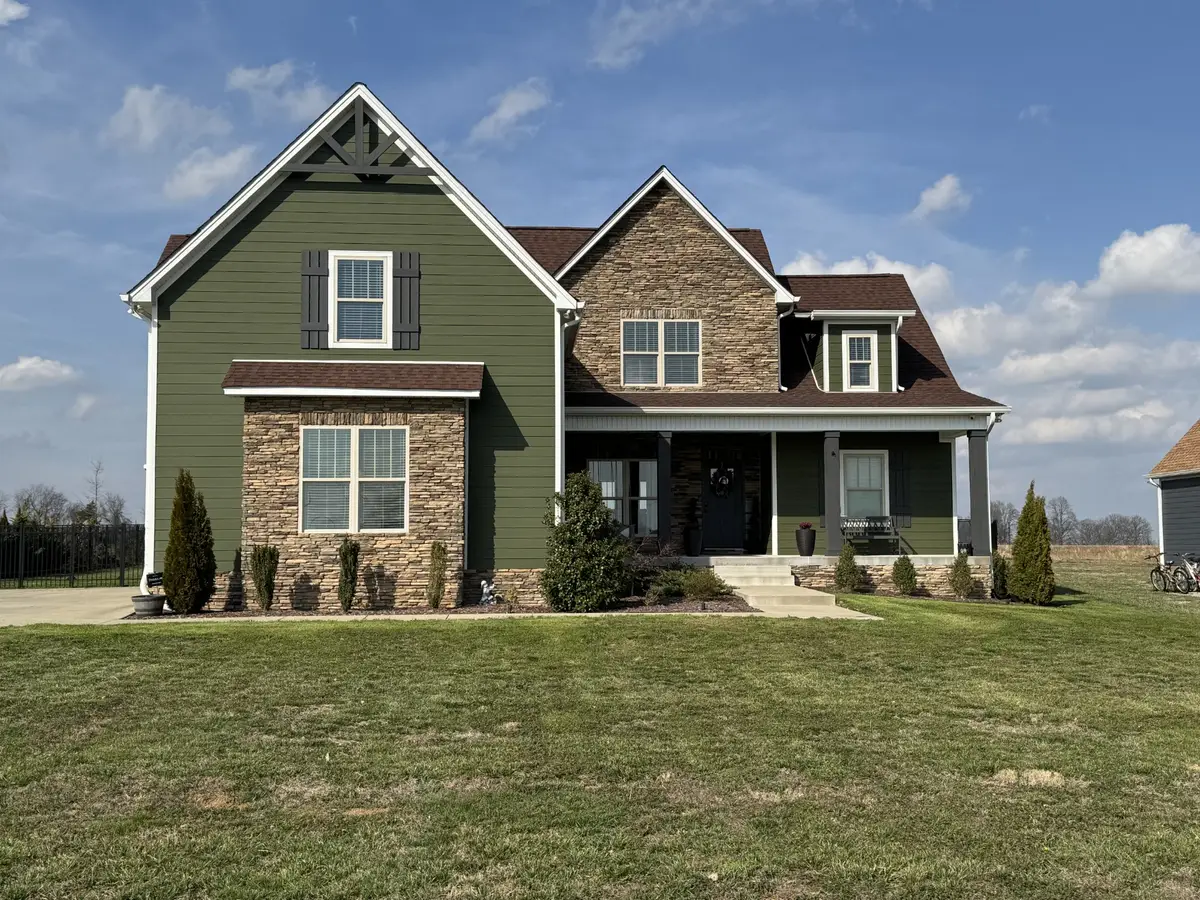 529 Clearview Rd, Cottontown, TN 37048 - #1