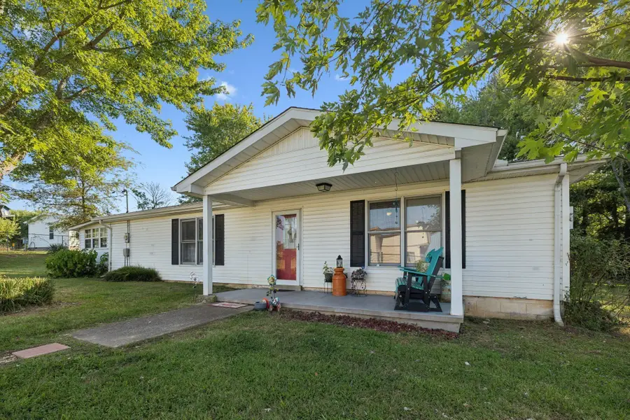 4901 Highway 52 W, Lafayette, TN 37083 - #2