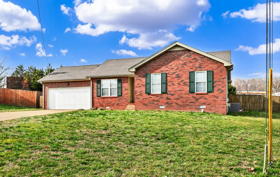 2612 Marymont Dr, Clarksville, TN 37042 - #2