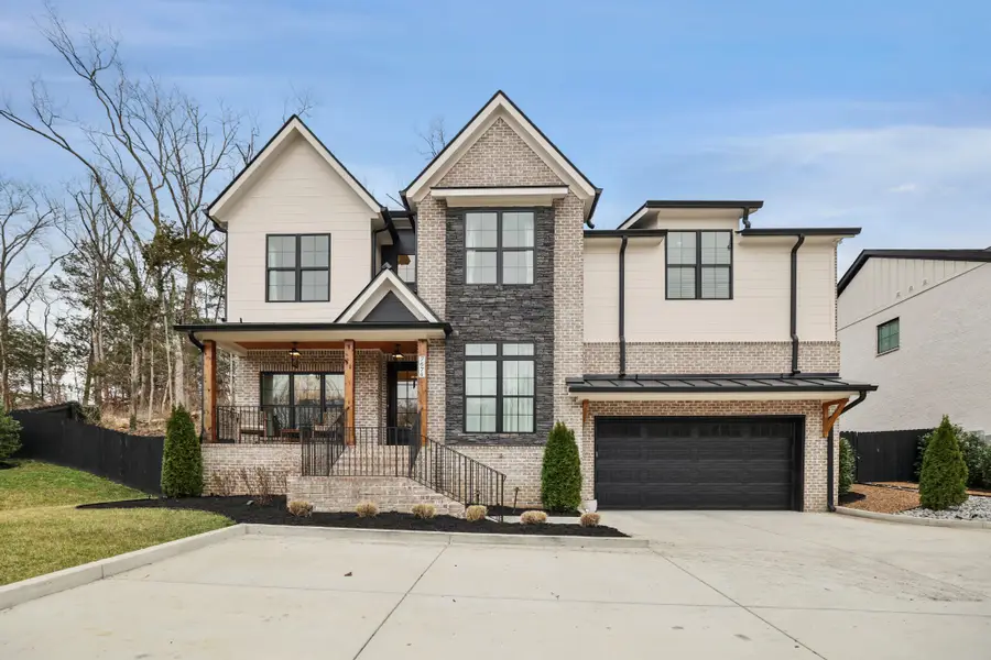 7674 Sawyer Brown Rd, Nashville, TN 37221 - #2