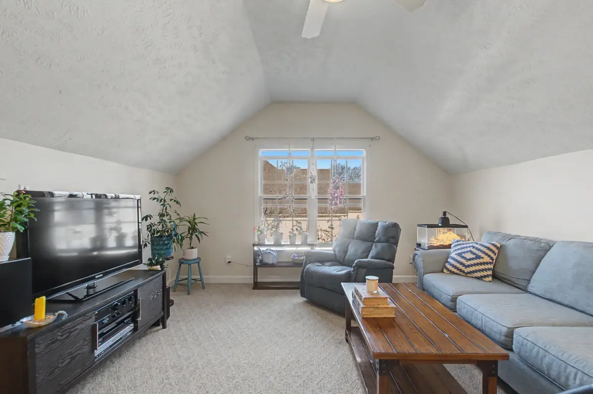 877 Glenraven Dr, Clarksville, TN 37043 - #1