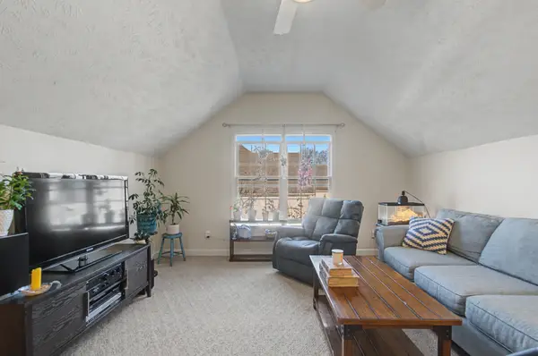 877 Glenraven Dr, Clarksville, TN 37043