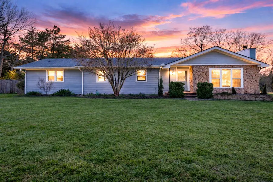 6736 Walnut Hills Dr, Brentwood, TN 37027 - #2