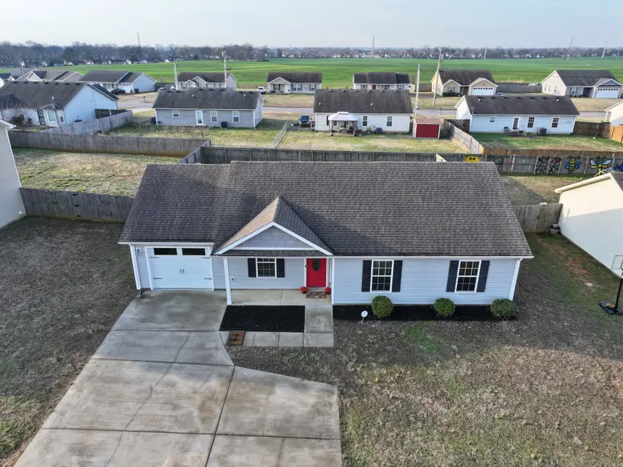 949 Hugh Hunter Rd, Oak Grove, KY 42262 - #2