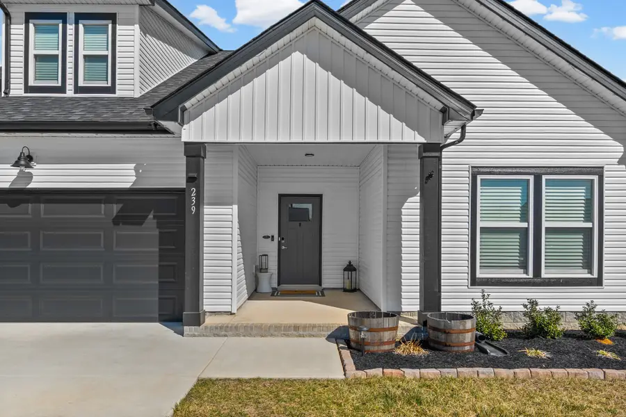 239 Donegal Dr, Clarksville, TN 37042 - #2