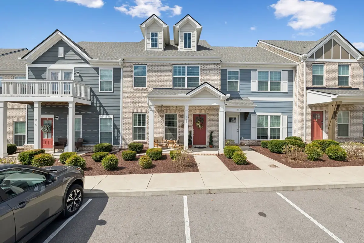 214 Mansfield Dr, Gallatin, TN 37066 - #1