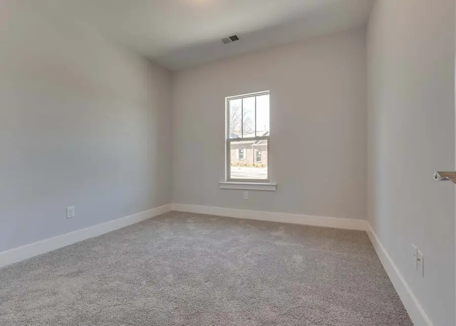 205 Bancroft Ml, Columbia, TN 38401 - #3