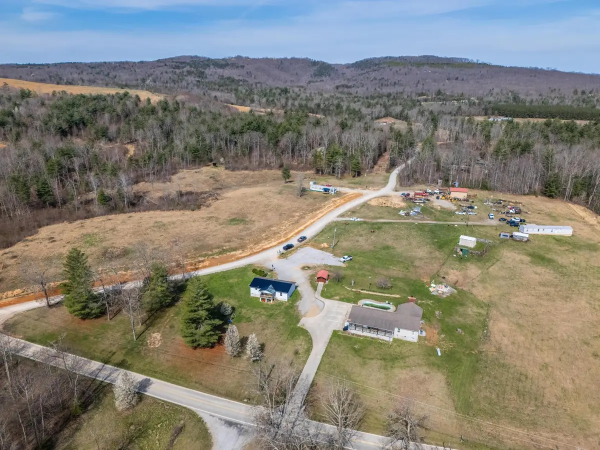 10389 Summer City Rd, Spring City, TN 37381 - #1