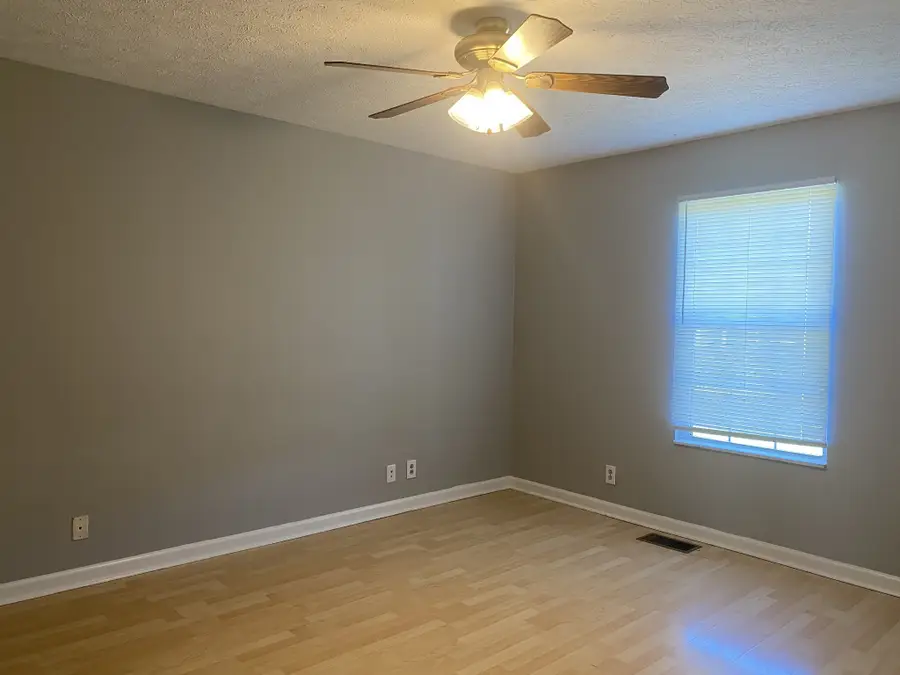 3431 Sandpiper Dr, Clarksville, TN 37042 - #3