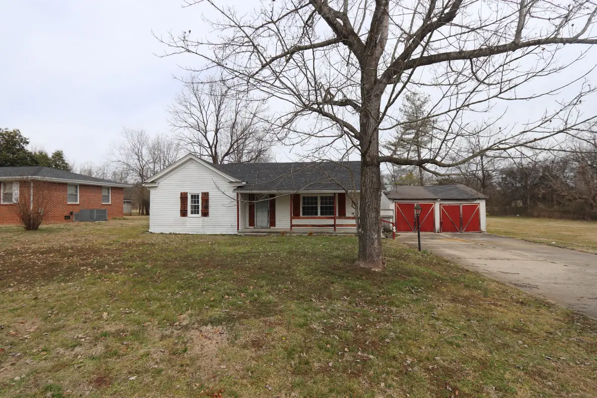 400 W Main St, Alexandria, TN 37012 - #1