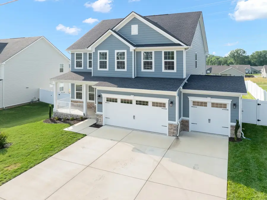 3029 Manchester Dr, Spring Hill, TN 37174 - #2