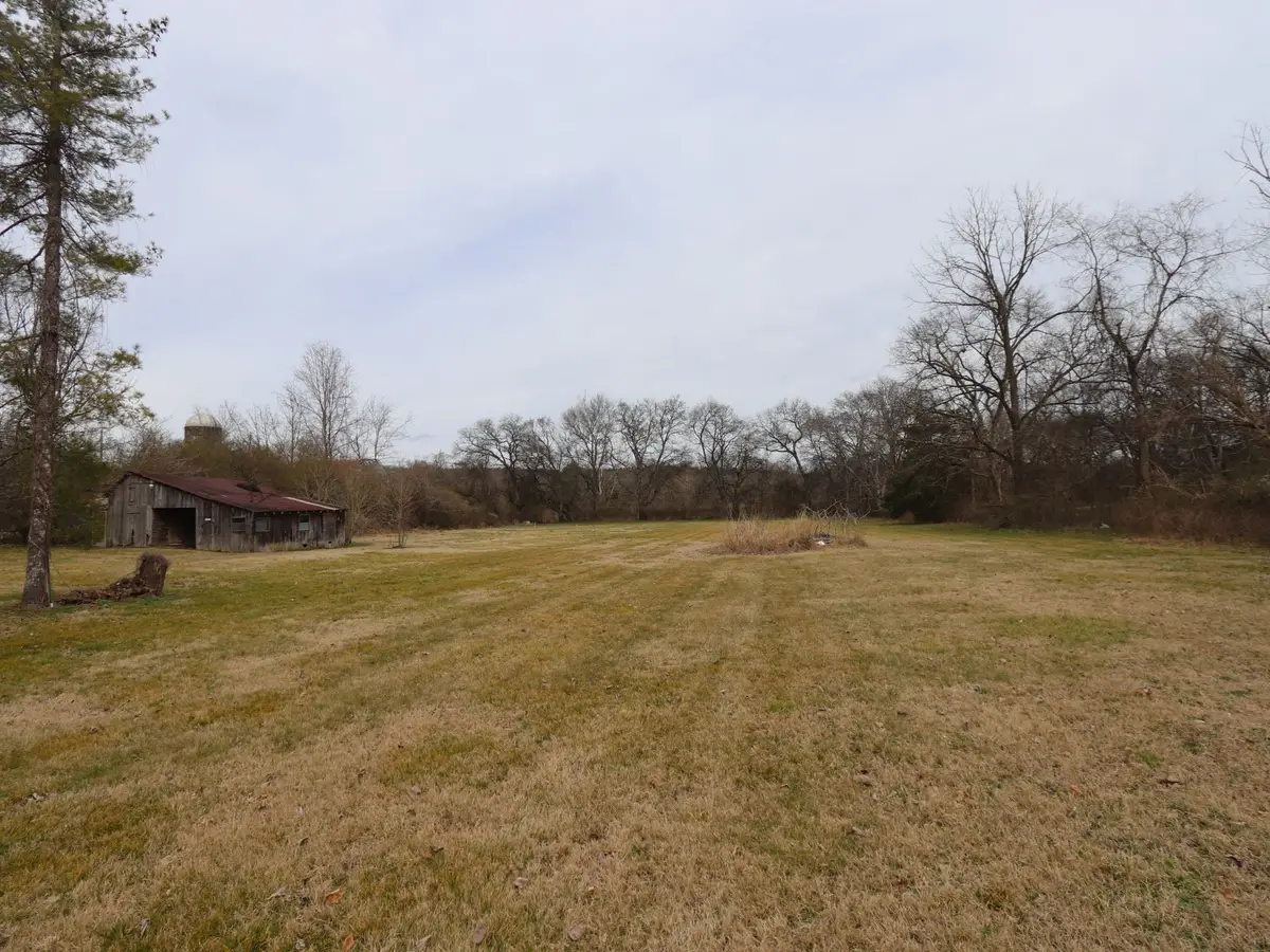 400 W Main St, Alexandria, TN 37012 - #1