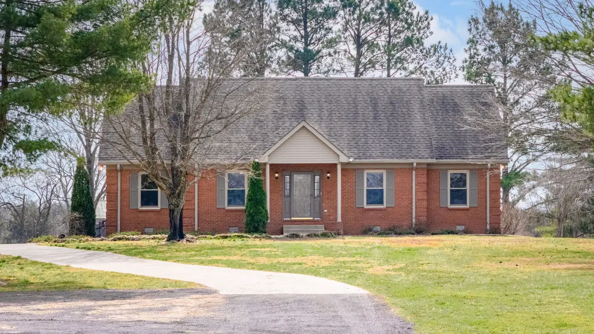 300A Governor Hall Rd, Castalian Springs, TN 37031 - #1