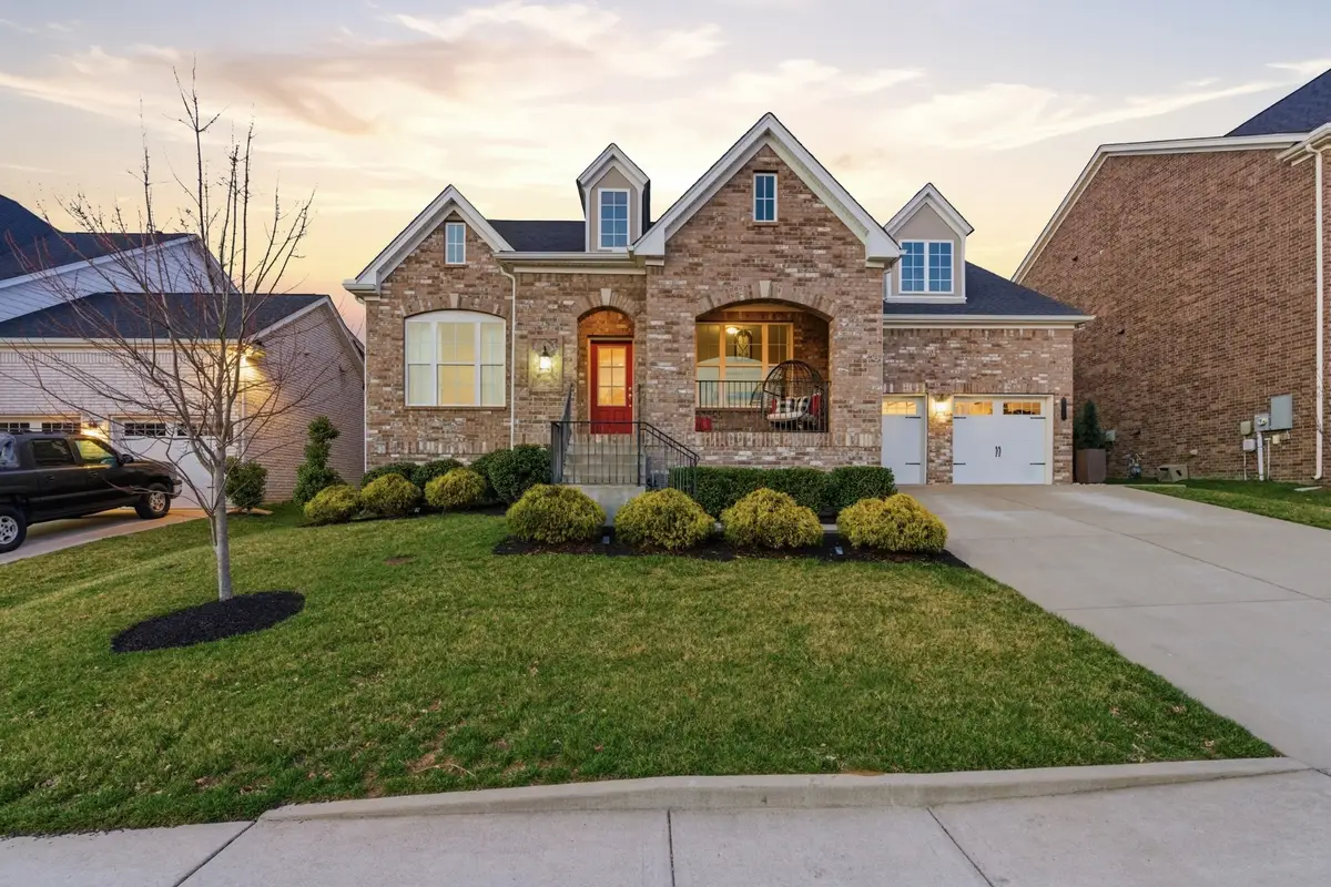 909 Easton Dr, Mount Juliet, TN 37122 - #1