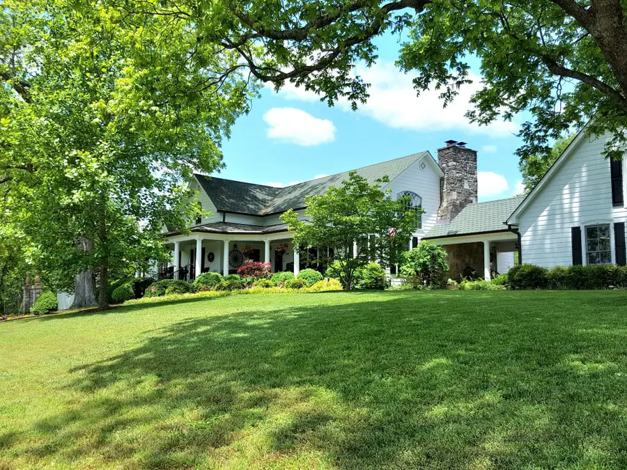 4929 Snow Creek Rd, Santa Fe, TN 38482 - #2