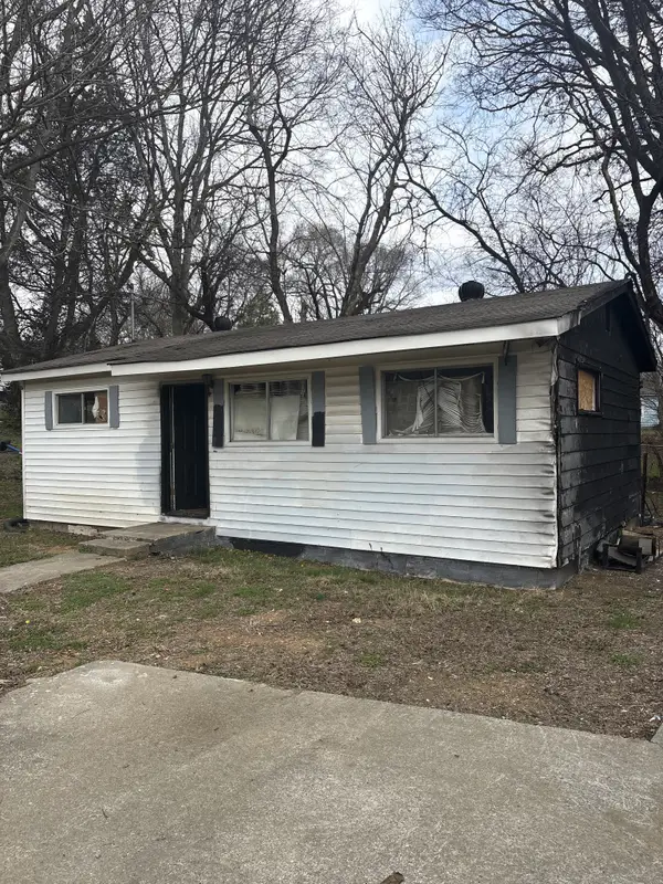 605 Howard St, Athens, TN 37303