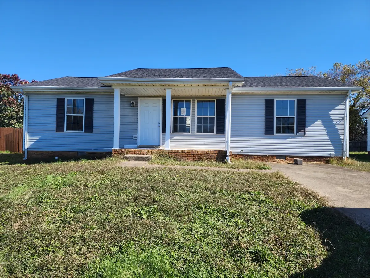 3407 Sandpiper Dr, Clarksville, TN 37042 - #1
