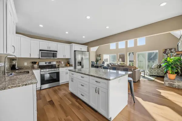 4913 Shoreline Drive, Chattanooga, TN 37416