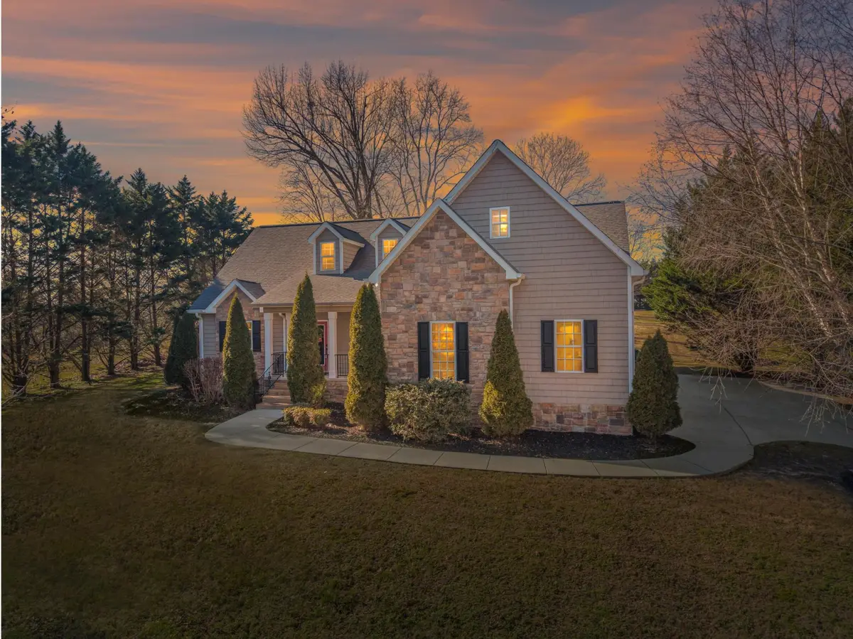 25 Golden Pond Lane, Ringgold, GA 30736 - #1