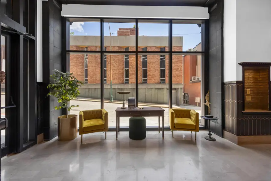 117 E 7th Street #806-C, Chattanooga, TN 37402 - #2