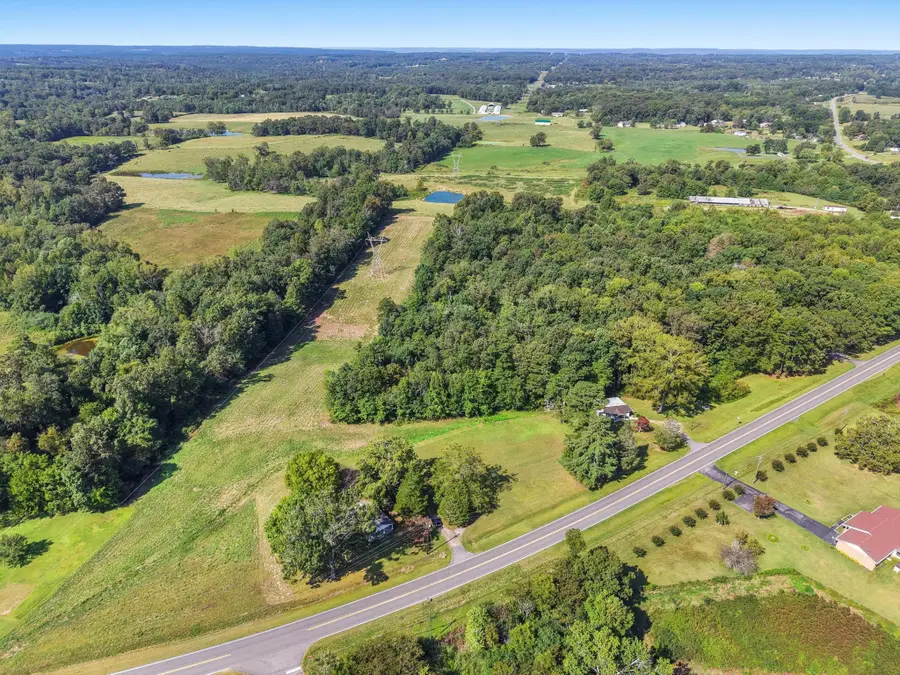 8615 Ga 301, Trenton, GA 30752 - #3