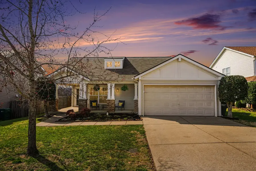 3925 Bridgeview Ln, Nashville, TN 37221 - #3