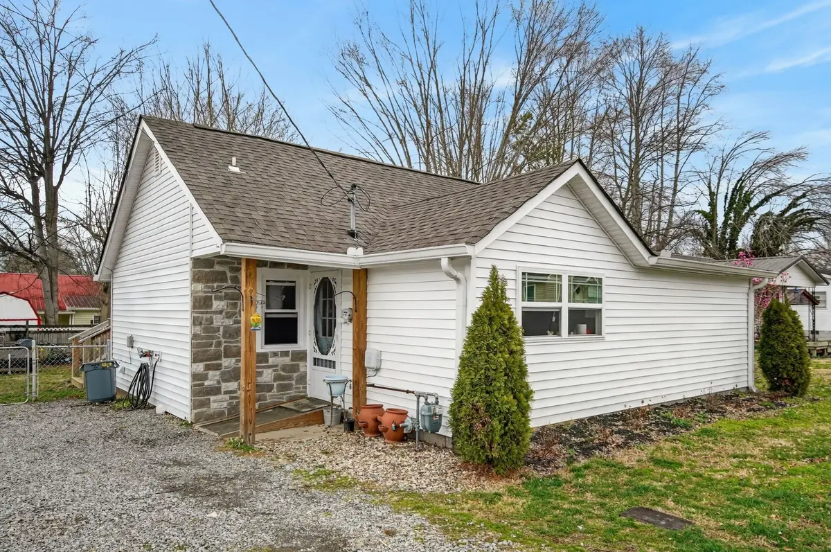 105 Bennett St, Portland, TN 37148 - #1