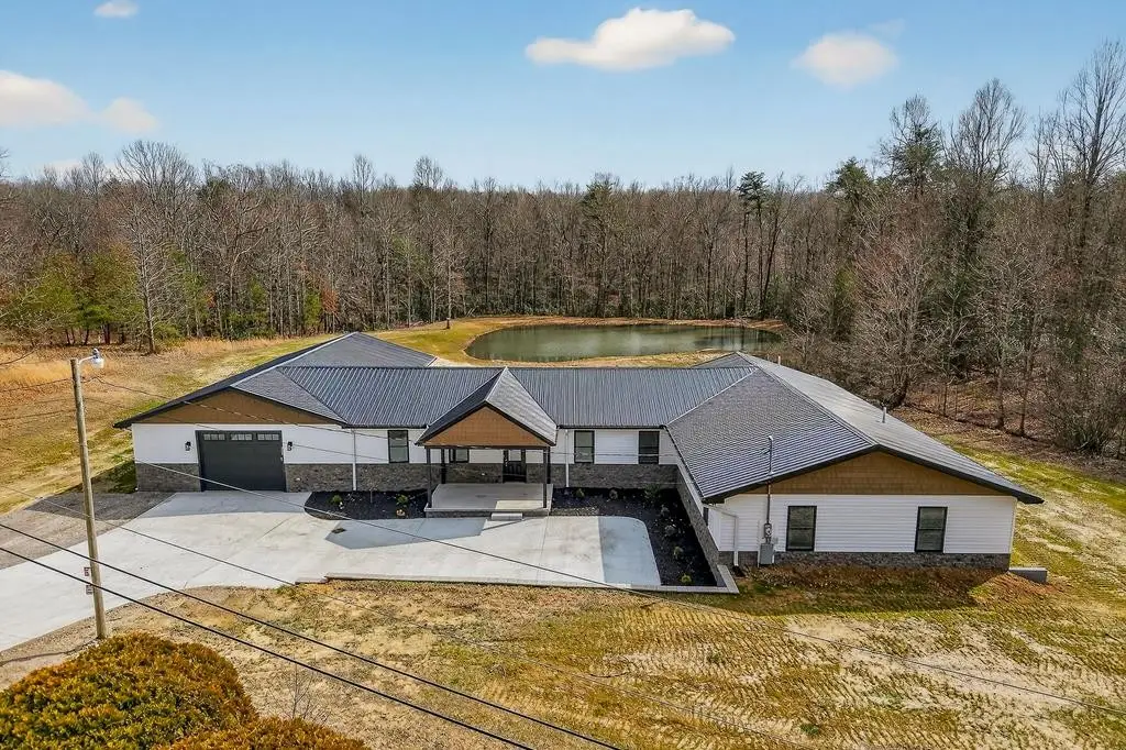 365 Spring Haven Ln, Sparta, TN 38583 - #1