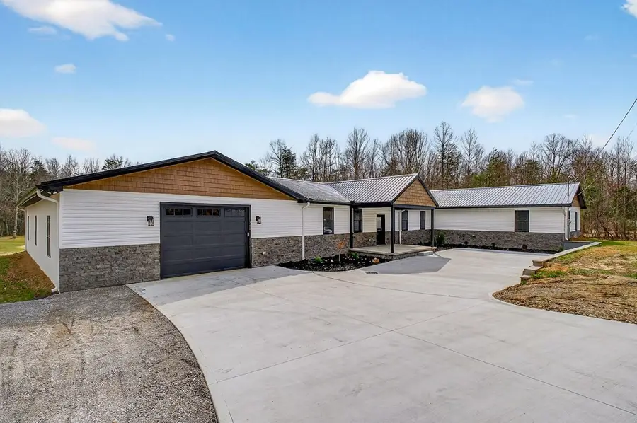 365 Spring Haven Ln, Sparta, TN 38583 - #3