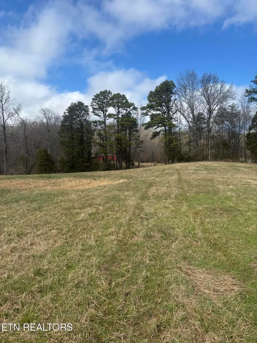 110 Peninsula Rd, Harriman, TN 37748 - #2