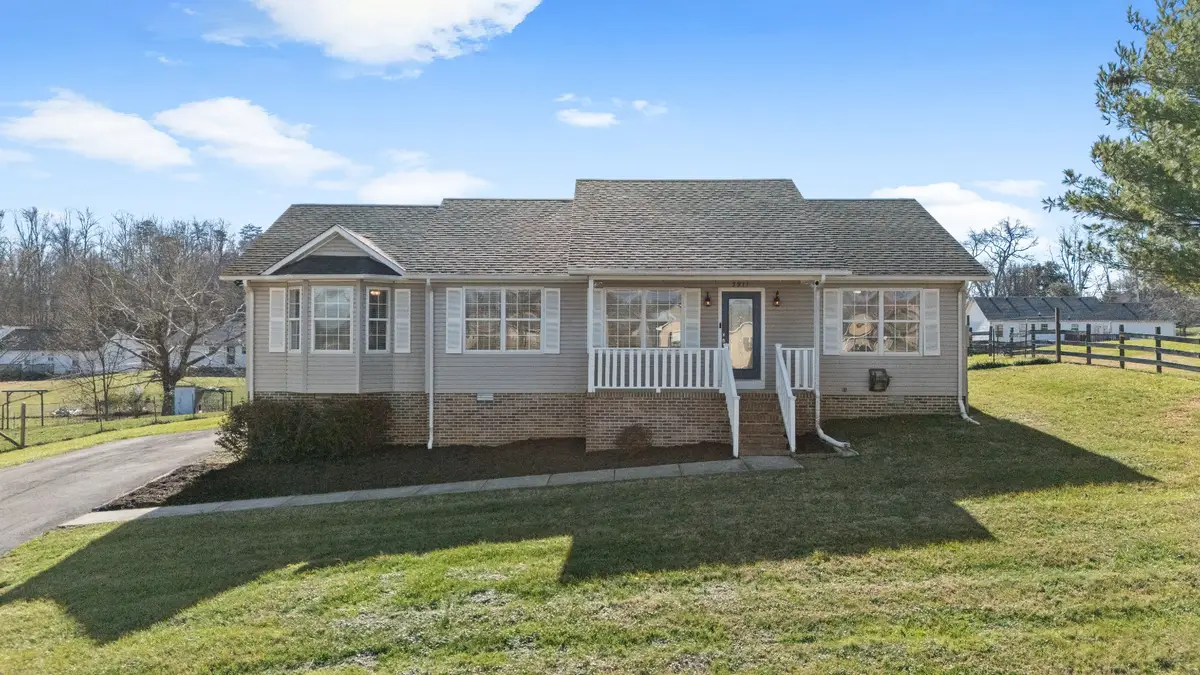 3911 Kings Ct, Cookeville, TN 38501 - #1