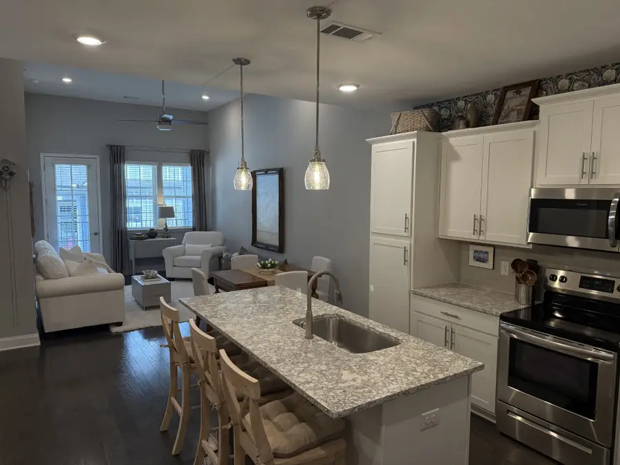 800 Vintage Green Ln #302, Franklin, TN 37064 - #2