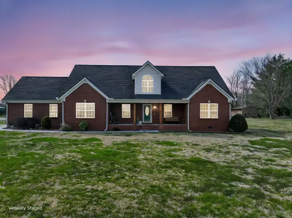 560 Crosswood Ct, Murfreesboro, TN 37127