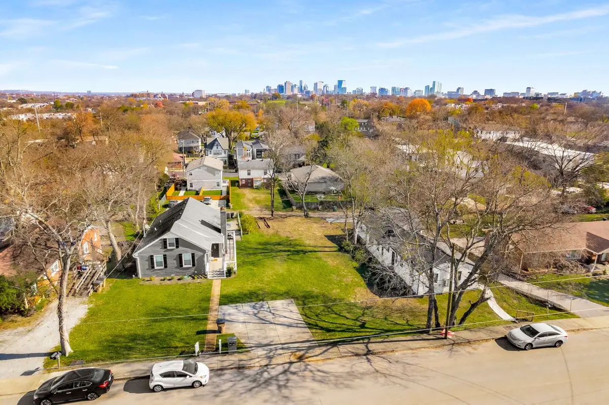 928 32nd Ave N, Nashville, TN 37209 - #1