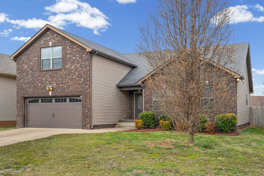 1411 Raven Rd, Clarksville, TN 37042 - #2