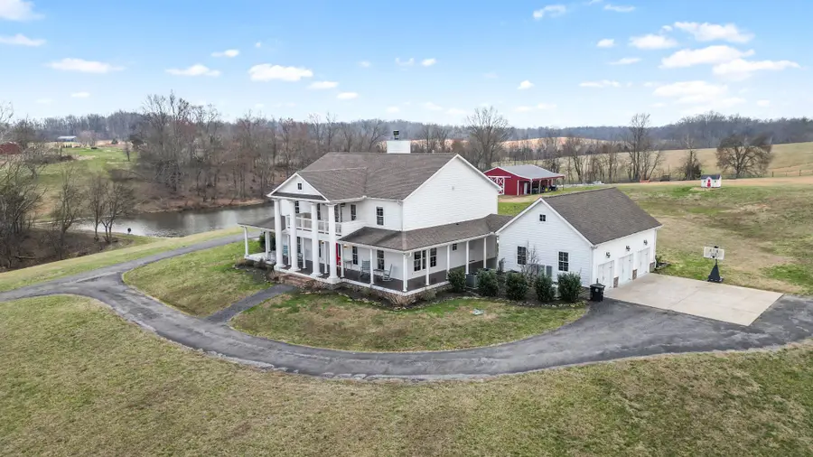 1103 Rogues Fork Rd, Bethpage, TN 37022 - #3