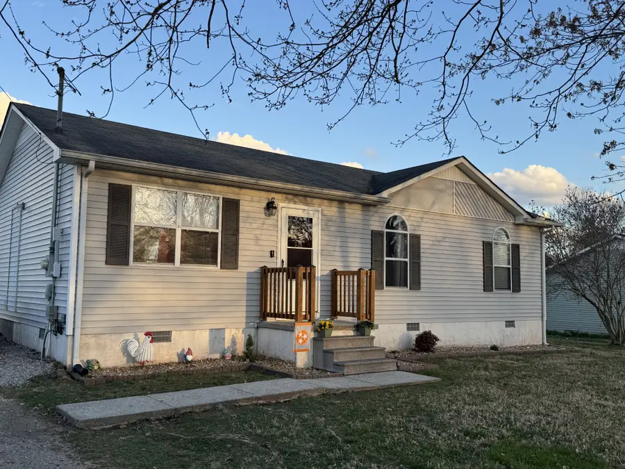 112 Bellewood Dr, McMinnville, TN 37110 - #2