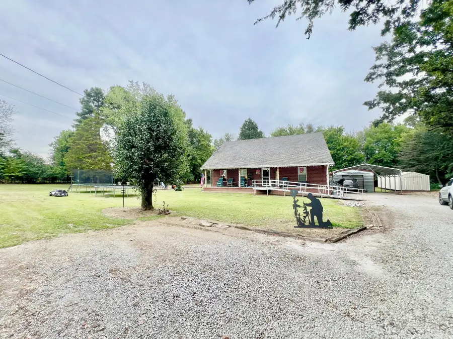 690 Monument Rd, Summertown, TN 38483 - #3