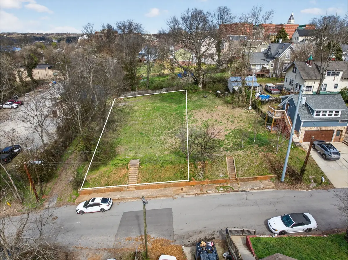 65 W Washington St, Clarksville, TN 37040 - #1