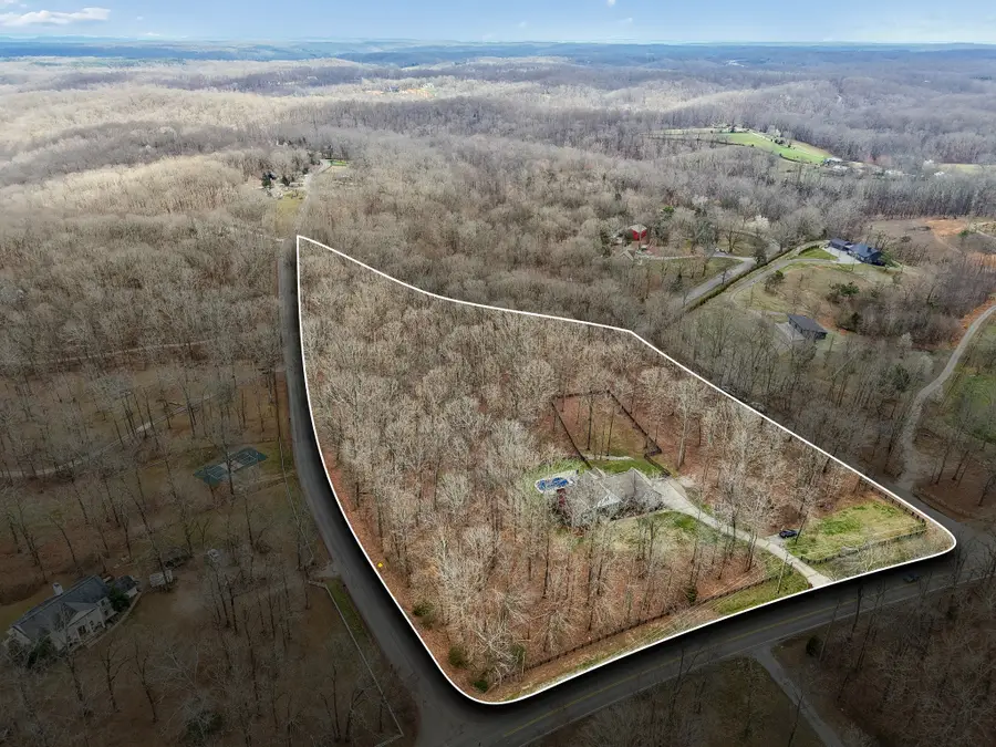 5751 Pinewood Rd, Franklin, TN 37064 - #3