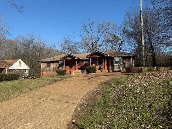 3486 Mcgavock Pike, Nashville, TN 37217