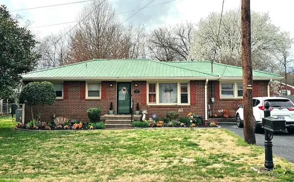 404 Dawson Ln, Lebanon, TN 37087