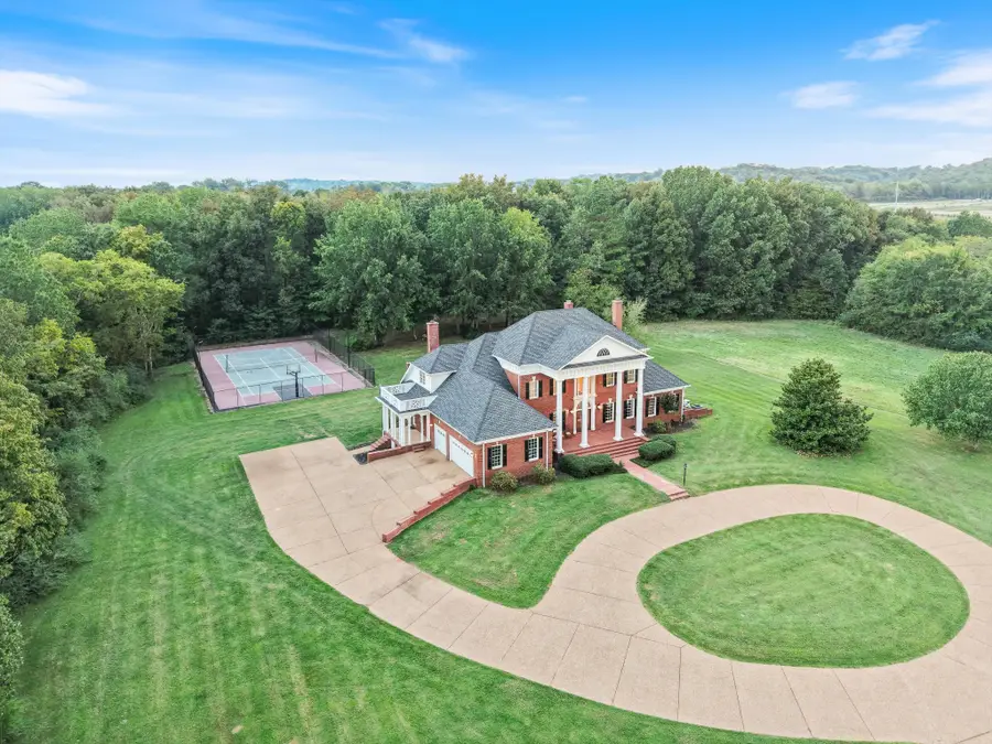 1465 New Columbia Hwy, Lewisburg, TN 37091 - #2