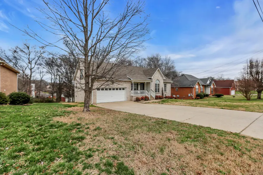 110 Calloway Ln, Hendersonville, TN 37075 - #2